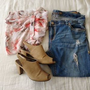 Liz Claiborne Blush Pink Floral Sheer Top